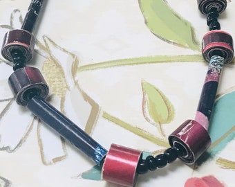 Dark Paper Necklace