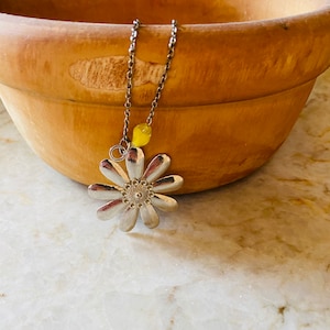 Collar daisy