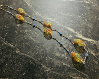 Collar de cuentas en forma de remolino