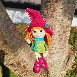 Crochet Little Witch Walburga