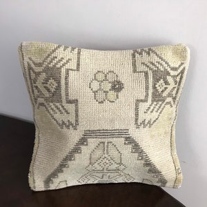 Vintage Wool Pillow, Living Room Decoration Pillow, Antique Handmade Wool Cushion color Pillow,Sofa Pillow, 16x16 inches 40x40 cm