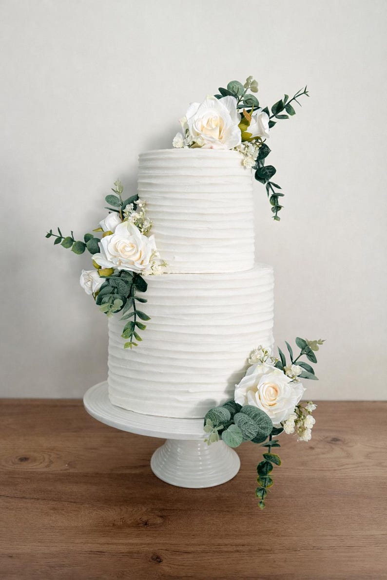 Artificial Cream Rose Cake Flowers – Eucalyptus Wedding Cake Floral Arrangement - Gypsophila Wedding Bild 4