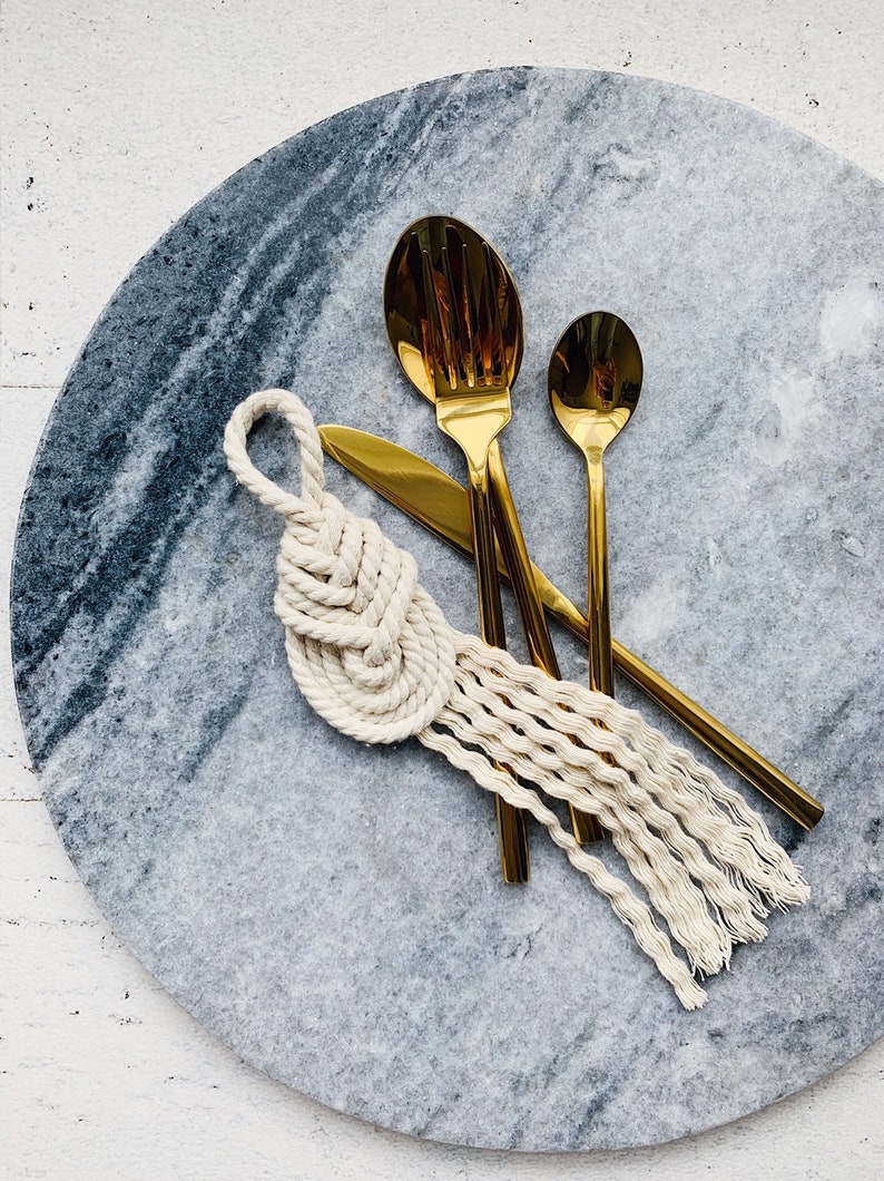 Macrame Napkin Ties Wedding Favor Pipa Knot Table Decor Etsy
