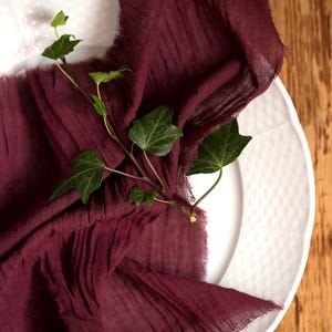 Burgundy 18inch Set 4 rustic gauze Wedding napkins Wine cheesecloth napkins Farm wedding table decor Cotton gauze napkins Boho party napkins