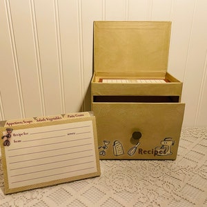 Vintage Recipe Box w Cards & Dividers Still Wrapped 6X7