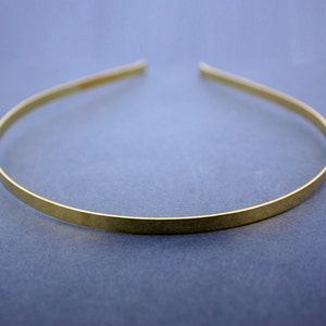 PLAIN GILT HEADBANDS, 5mm. gilt metal headband for your own designs. Post Free for U.K. orders.