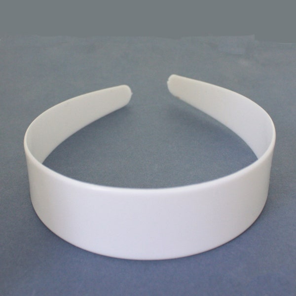 3,2 cm HEADBAND CORE (Pack de 12) centre de bandeau en plastique blanc, ancien bandeau pour vos propres créations. Postez gratuitement pour les commandes au Royaume-Uni.