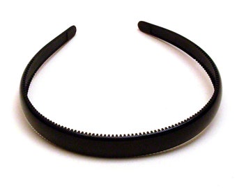 1.5cm BLACK ALICEBAND, black plastic headband. (Pack of 6) Post Free for UK orders.