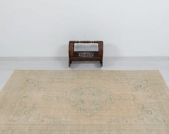 5x8 Beige Oushak Rug – Vintage Turkish Neutral Wool Area Rug – Living Room