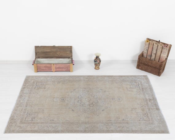Vintage Turkish Rug 5x8, Neutral Beige Taupe Persian Style Rug