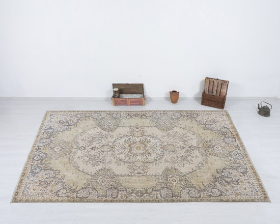Persian Style Rug, Primitive Handmade Carpet with Neutral Color