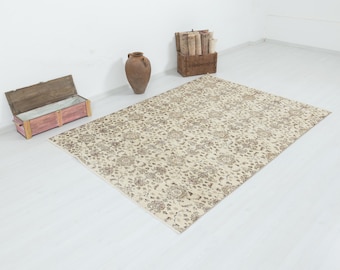 Vintage Turkish Oushak Rug: 5x8 Hand-Woven Wool Carpet