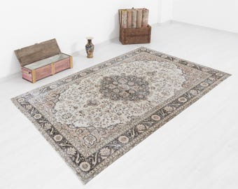 Vintage Oushak Rug 5x9, Cream Turkish Wool, Dark Border Floral Persian Design, Low Pile