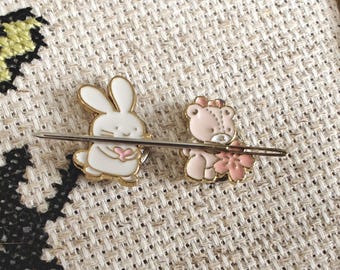 Bunny & Bear Magnetic Needle Minder Set | Fridge Magnet