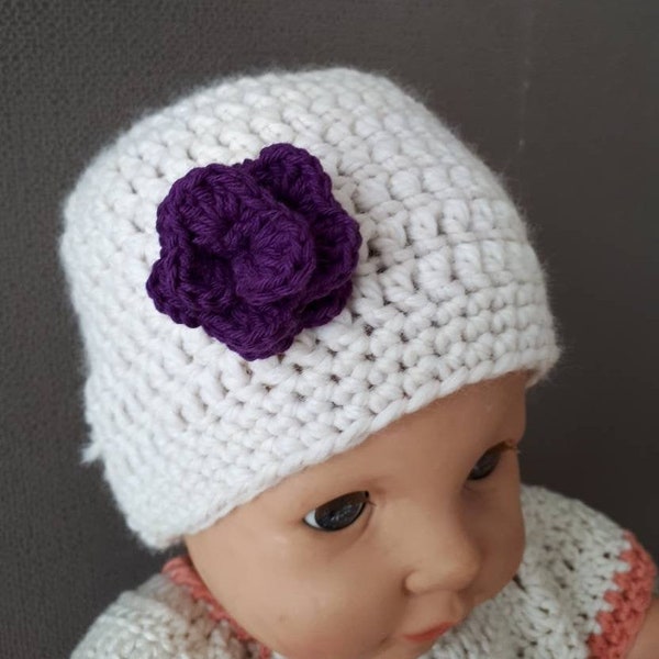 Bonnet bébé avec fleur, bonnet crocheté main, bonnet tricot, baby crochet , fait main ,layette, crochet layette, hand made , hand made