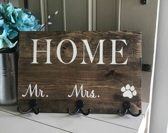 Pallet style Mr Mrs and dogs leash and key holder for couples and dog lovers, great housewarming or wedding gift SHIPS FREE