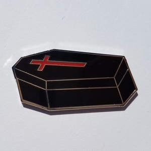 Coffin pin. Casket. Goth. Dark. Cross