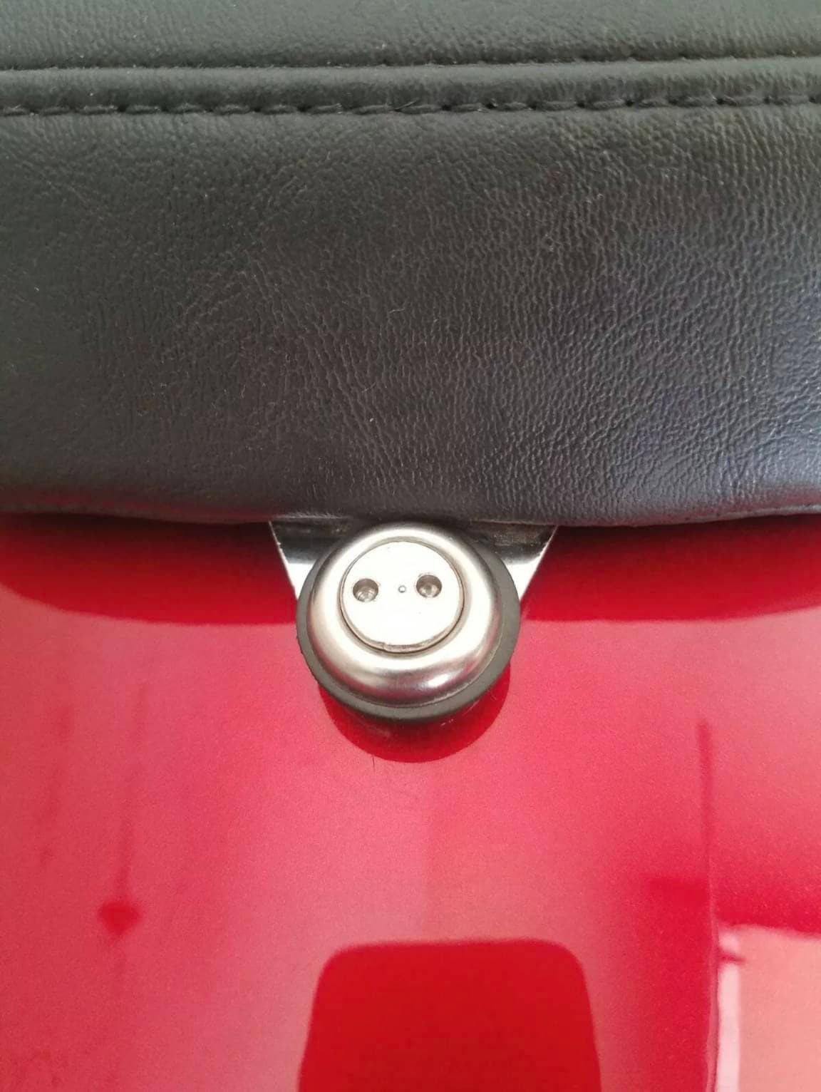 Motorcycle Anti Theft Seat Bolt Stainless Steel Harley Davidson Snake Eye