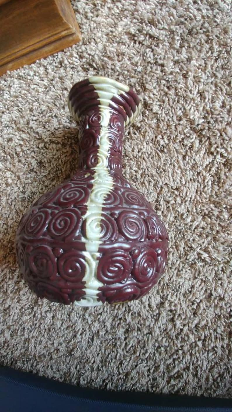 HANDMADE Dainty Ceramic Coil Vase