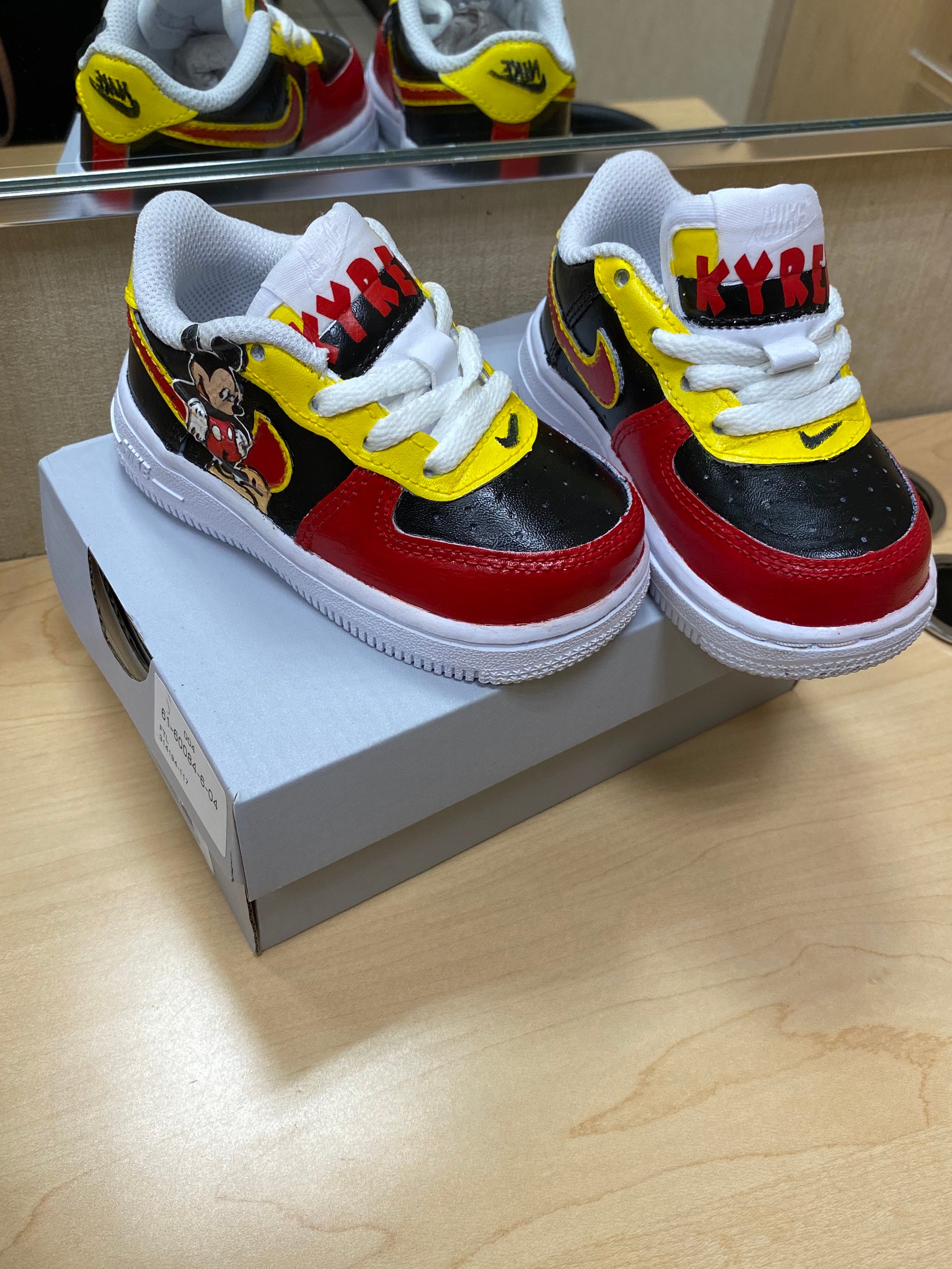 mickey 　NIKE AIR FORCE 1 '07 WB  24cm mickey 様専用 NIKE AIR FORCE 1 '07 WB 24cm - メルカリ