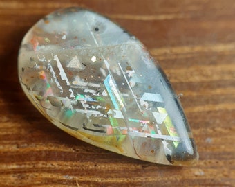 Rainbow Lattice Sunstone Teardrop 13.5x7.5x3mm B1017