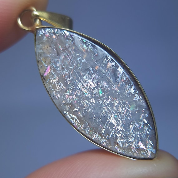 Australian Rainbow Lattice Sunstone Pendant 30x14x4 mm A4716