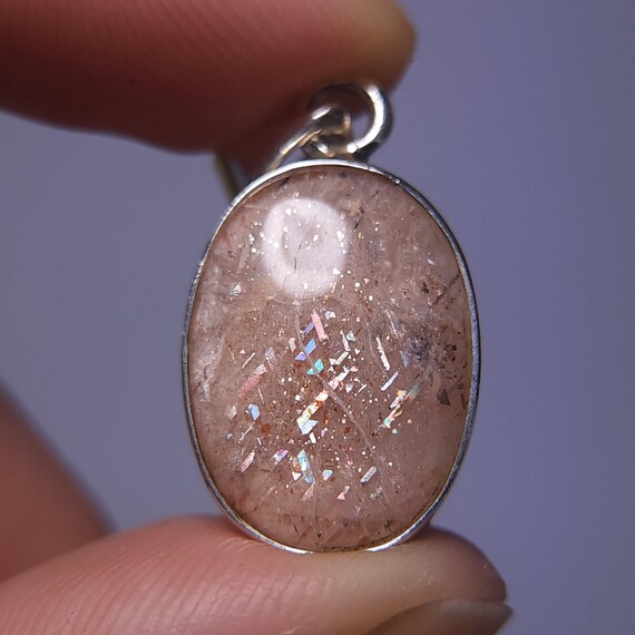 Australian Rainbow Lattice Sunstone Pendant 25x14 mm A5071