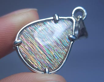 Rainbow Meteor Shower Sunstone Silver Pendant 21x17x5 mm A4717