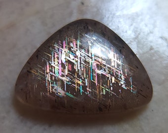 Regenbogengitter Sonnenstein Cabochon 17 x 12mm A4161