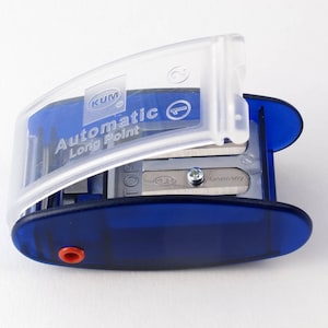 KUM BLUE LONGPOINTER Pencil Sharpener with 2 Spare Blades.