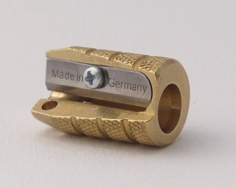 M+R GRENADE SHARPENER with pre-drilled 3mm securing hole + 2 Spare Blades