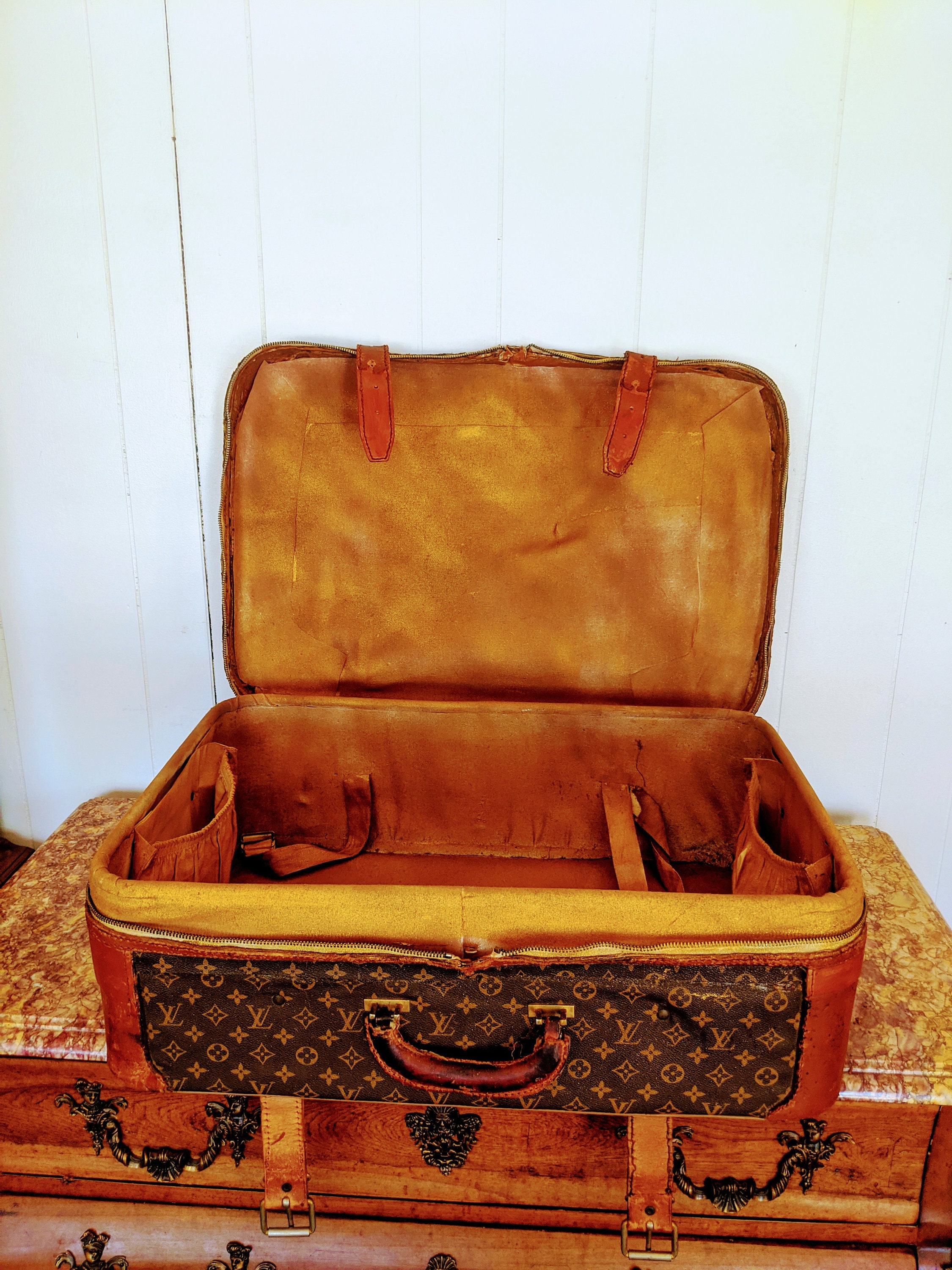 Louis Vuitton pair of Luggage & travel bag 1930s LA BAIE des ANGES