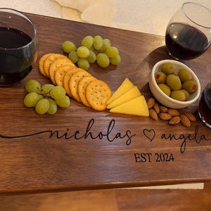 Personlized charcuterie board - cheese tray