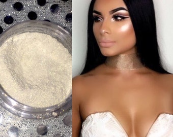 Champagne Highlighter, Highlighter, Diamond Loose Highlighter, Diamond Dust Highlighter, Highlighter, Glow Highlighter, Highlighters