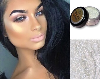 Champagne Dreams - Loose Diamond Highlighter - Golden - Luminizer - Shimmer Powder - Face Glow - Long Lasting - Buttery Sheen