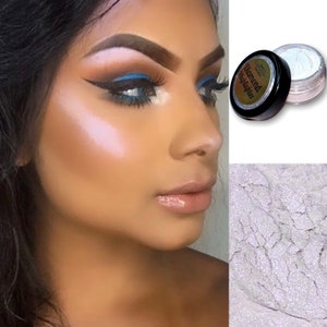 Supernova - Iridescent Duochrome Loose Diamond Highlighter - Luminizer - Shimmer Powder - Face Glow - Long Lasting - Buttery