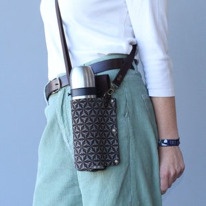 Grey Leather Bottle Holder With Flower of Life, Adjustable Crossbody Strap Flask Carrier Bag, Belt Bottle Sling