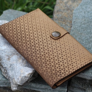 Leather Wallet Women, Hexagons Women's Pouch, Money Holder, Personalised,Geometric, Brown, Zipped, Ledergeldbörse, Minimalist,Handmade,Beige