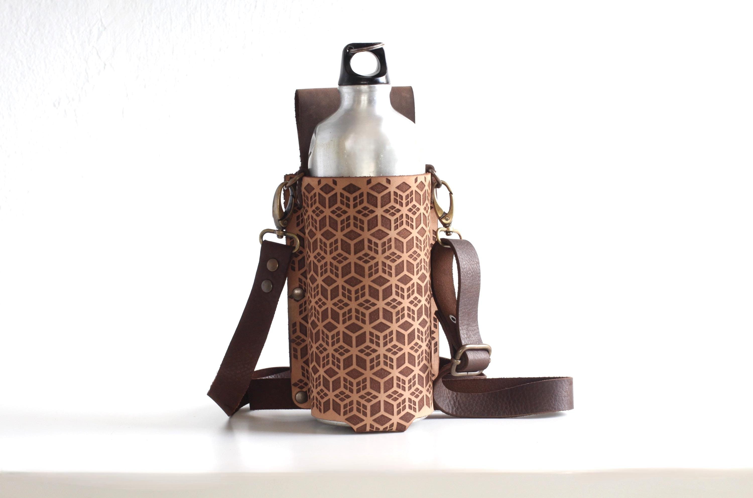 Leather Bottle Holder: Beige Hexagon Pattern, Adjustable Crossbody Strap