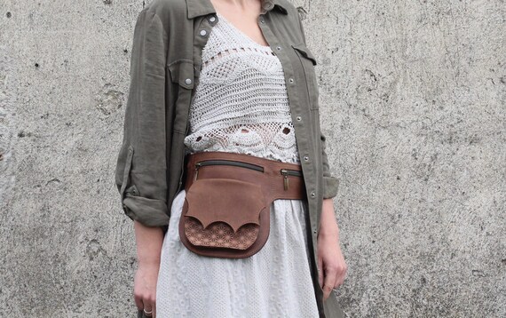 Brown Leather Women\'s Utility Waist Belt. Pockets Belt ~ Utility Belt ~ for Festival, Travels and  main image 3