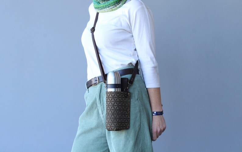 Olive Green Leather Bottle Holder With Flower of Life, Adjustable Crossbody Strap Flask Carrier Bag, Belt Bottle Sling