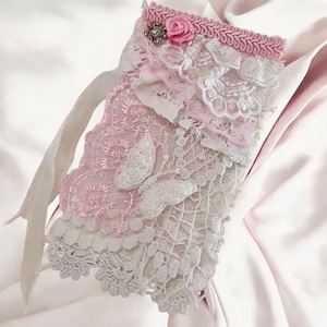 Shabby chic clusters Junk journal bundle Shabby Chic Tags Vintage lace tags