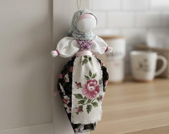 Muñeca de bruja de cocina en escoba hecha a mano, buena bruja para la protección del hogar en la cocina