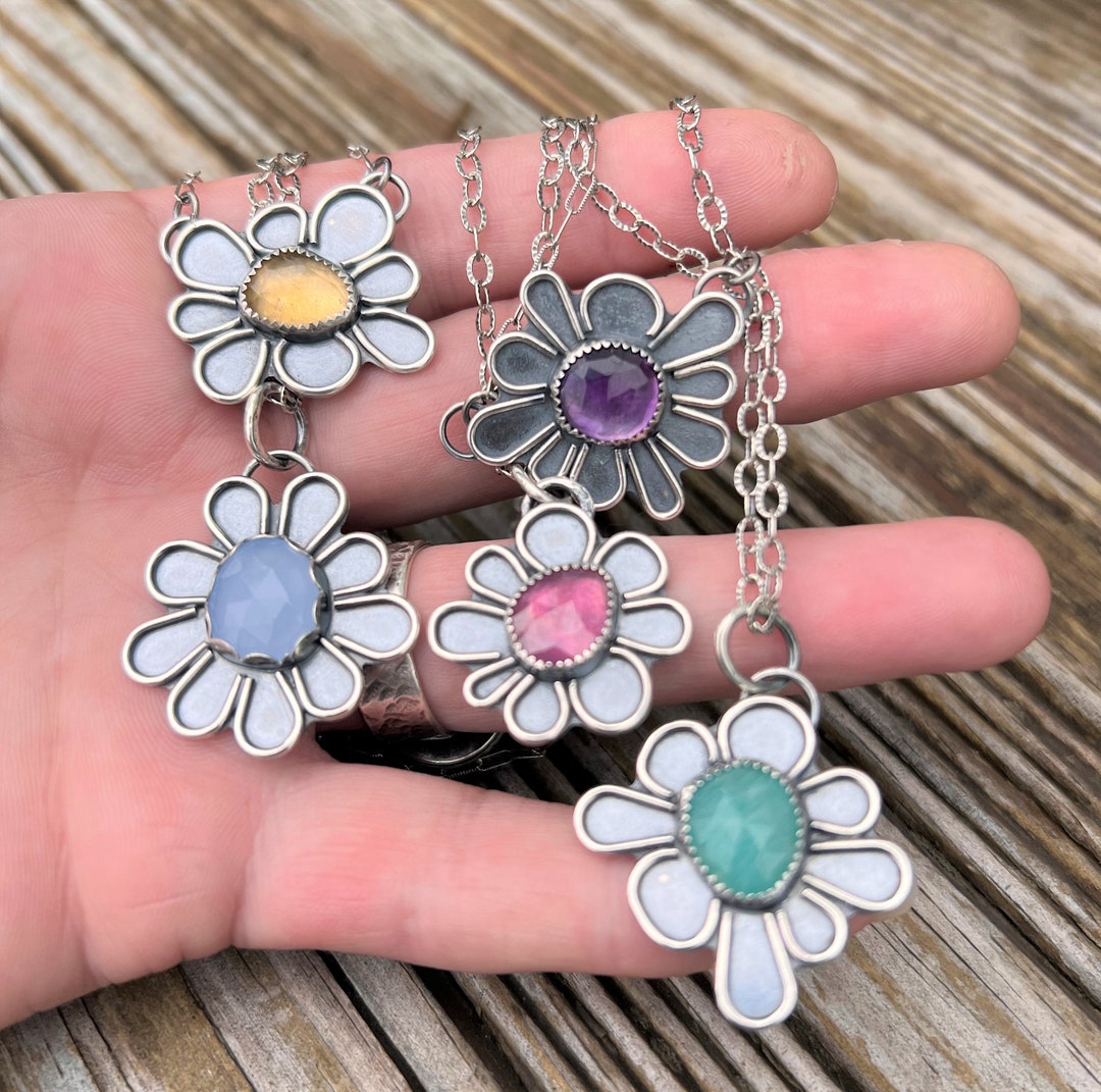 Handcrafted Candy Gemstone Flower Pendant Chain Necklace 17 Gemstone