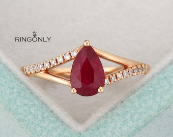 Ruby engagement ring in rose gold,Pear shaped wedding ring,diamond ring,women's gift,vintage ring,,jewelry gift,anniversary ring