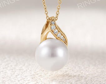 Elegant Freshwater Pearl Pendant Necklace, Yellow Gold Leaf Jewelry, Nature Inspired Moissanite Bridal Gift