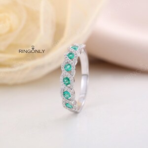 Vintage natuurlijke smaragdgroene trouwring, golvende verweven Halo Moissanite band, halve eeuwigheid band vrouwen afbeelding 16