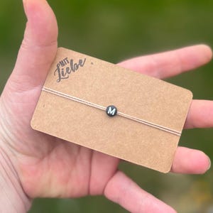 Personalisiertes Armband mit Buchstabe für Paare oder Freundin