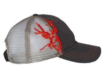 Ciervo 3D: gorro de malla color grafito con diseño de ciervo 3D bordado. ¡Excelente regalo de cumpleaños o del Día del Padre! ¡Personalízalo!