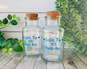 Personalized Sand Jar / Girls Trip / Honeymoon / Babymoon / Wedding  Favors / Travel Jar / Dried Flowers / Souvenir Glass Bottle with Cork